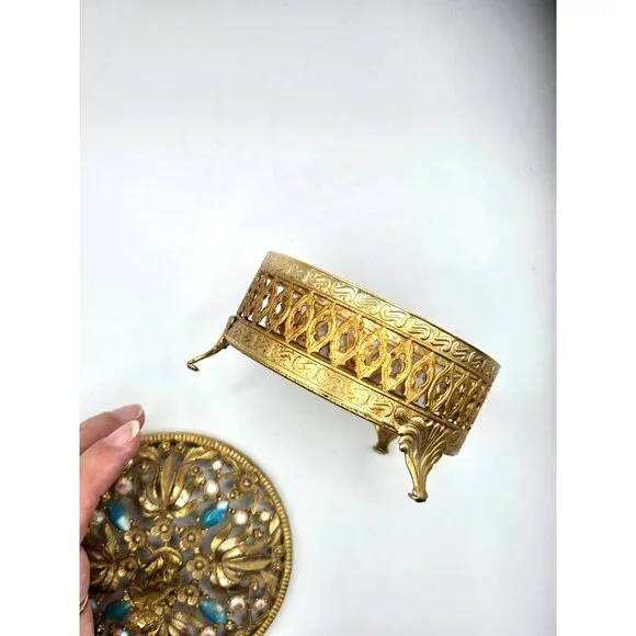 Vintage Cherub Gold Tone Footed Metal Jewelry or Trinket Box w/ embellished lid - Picture 4 of 8